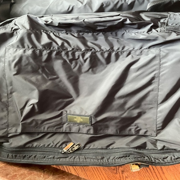 UNISEX !! VALENTINO GARAVANI LUGGAGE !! - Picture 7 of 16